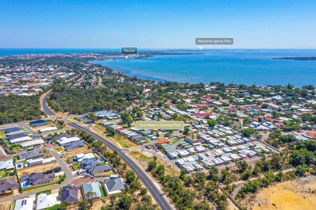 Twin Waters Caravan Park Dawesville Exterior photo