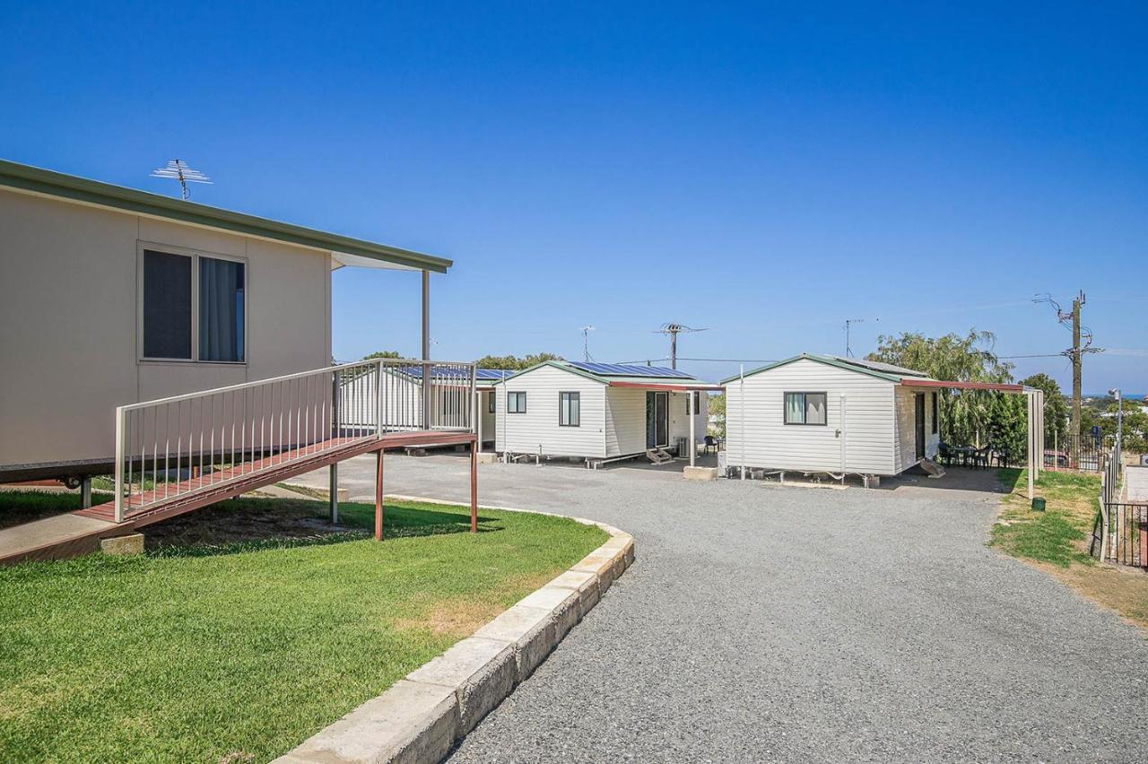 Twin Waters Caravan Park Dawesville Exterior photo